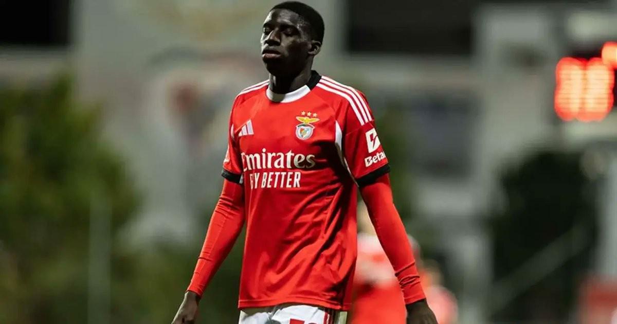 开云体育下载-德天空：拜仁正在关注本菲卡17岁的右后卫班加基