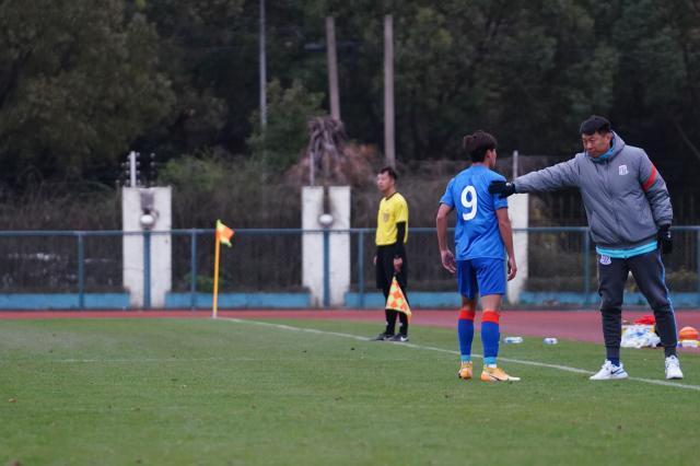 开云-全运卫冕冠军遭遇天堑挑战 用德西混练打造唐家军